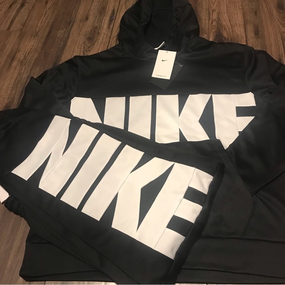Nike Other - Brand new men’s large jogger set by nike SPP